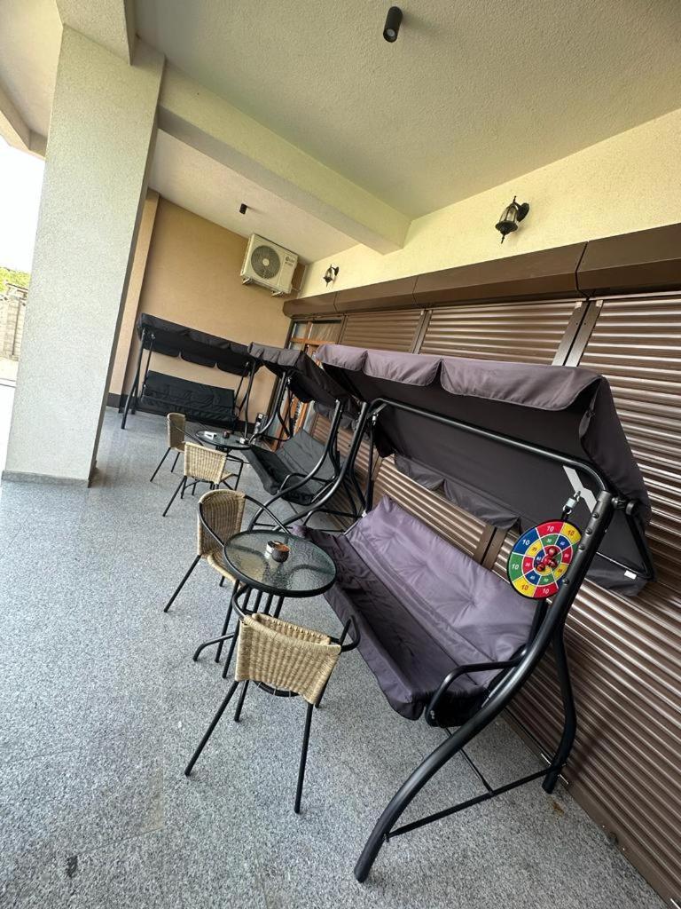 Hotel Damar コスティネシュティ エクステリア 写真