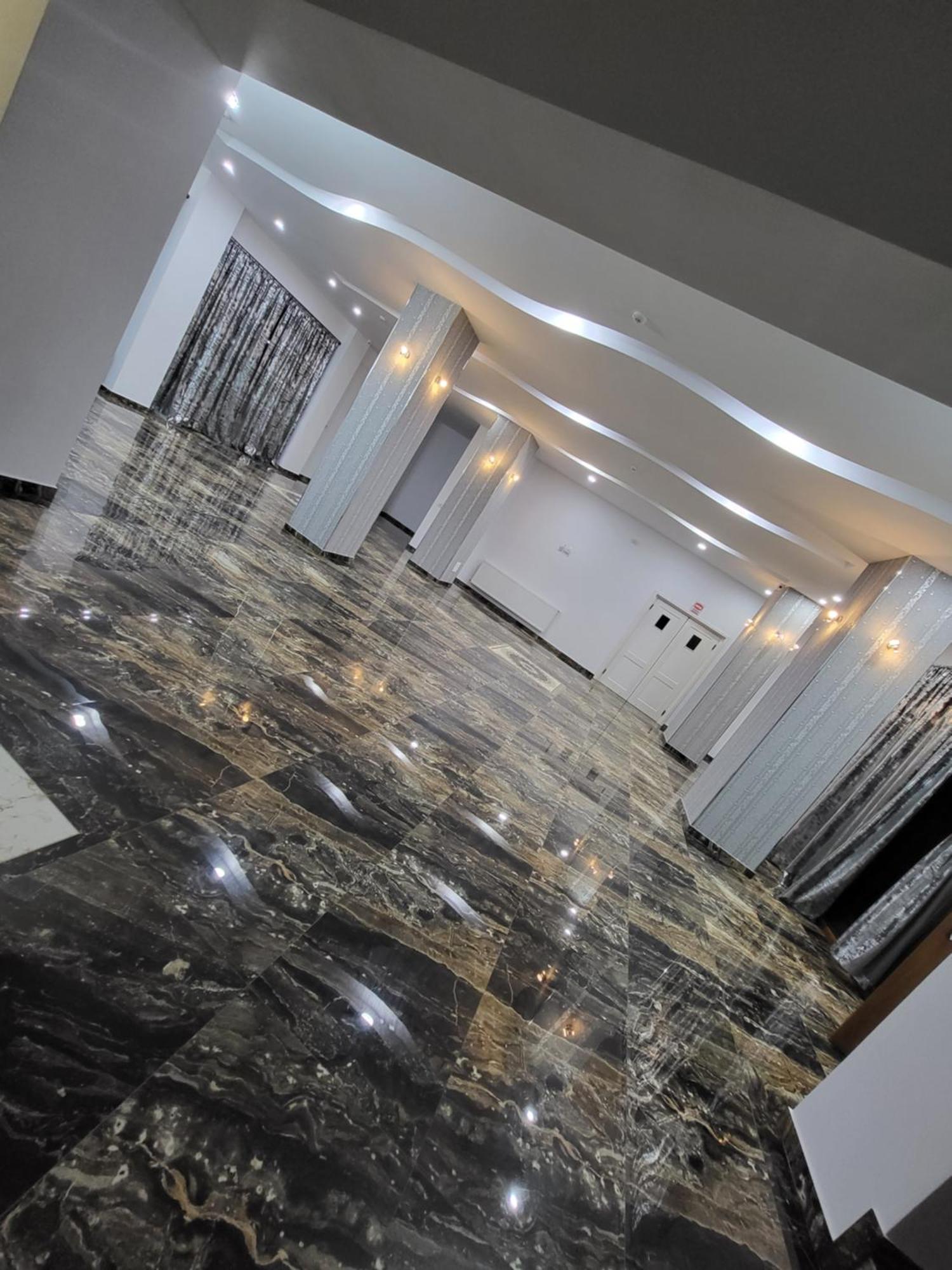 Hotel Damar コスティネシュティ エクステリア 写真